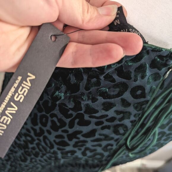 Miss Avenue Green Velvet Burnout leopard animal backless Cutout jumpsuit M - Picture 9 of 10